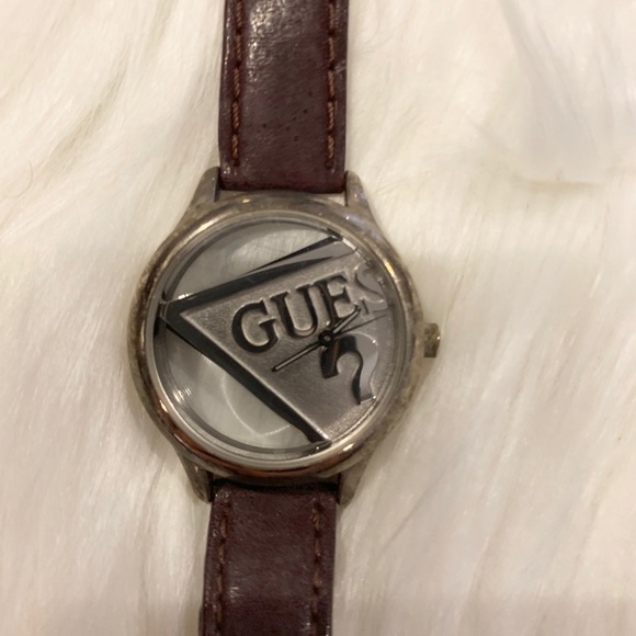 Watch - Picture 2 of 3